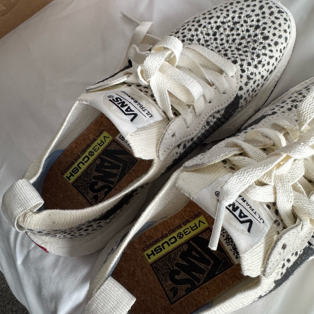 New Vans Ultrarange Vr3 Shoes - Picture 2 of 4